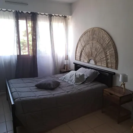 Apartment Aux Pieds Des Cevennes